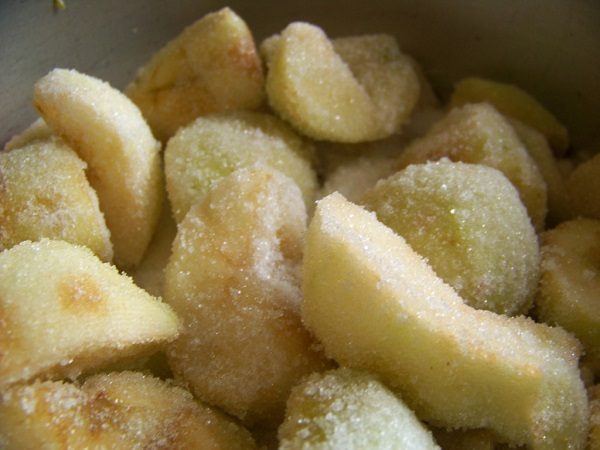  Ябълки в захар за замразяване